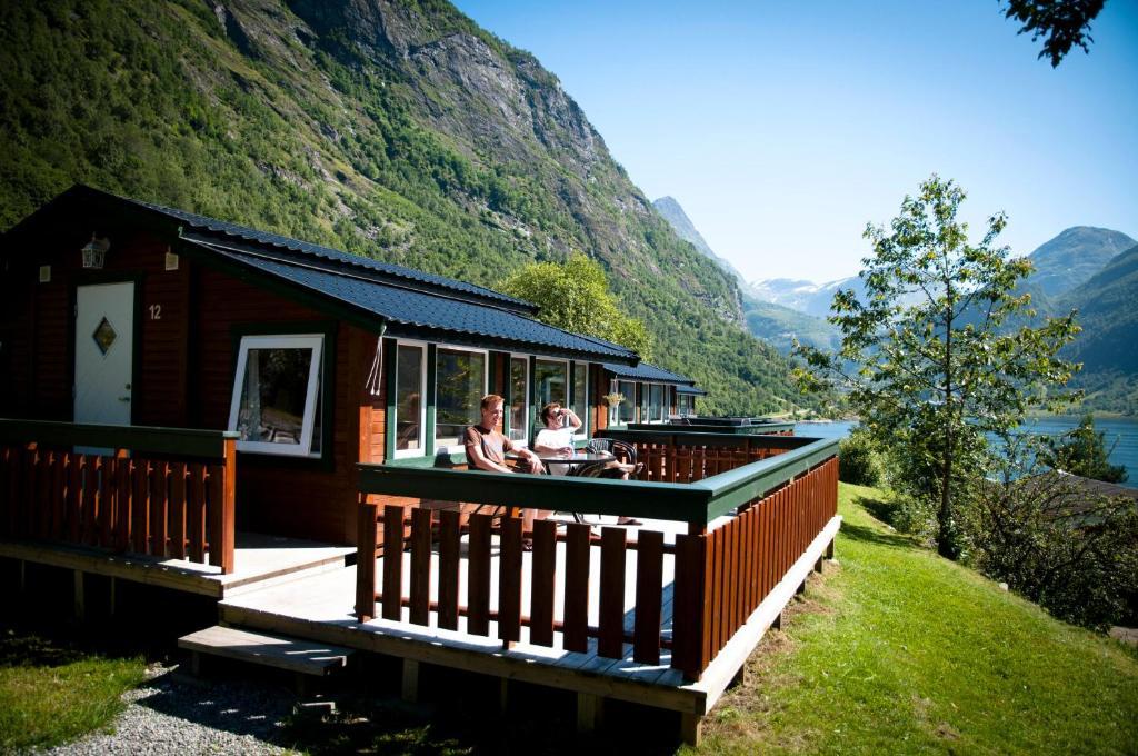 Grande Hytteutleige Og Camping Geiranger Cameră foto